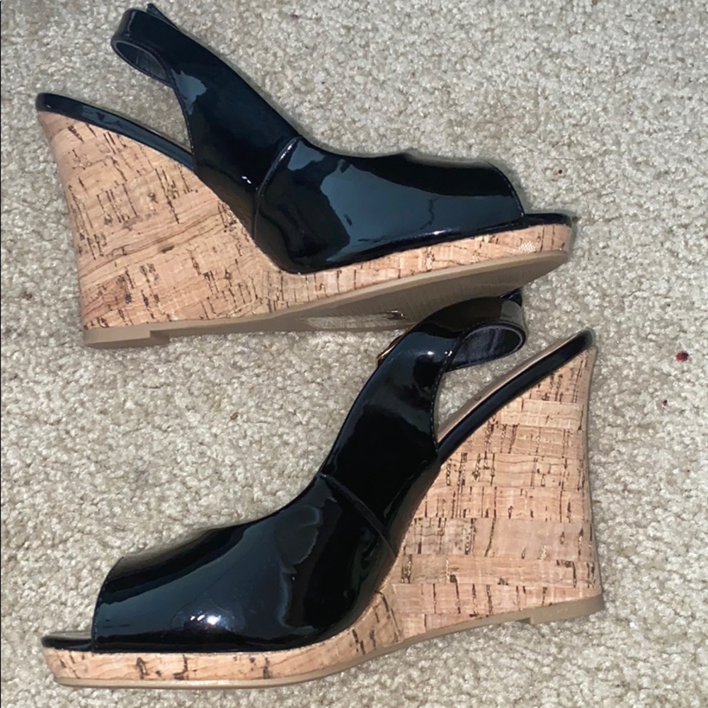 *FREE WITH PURCHASE Atmosphere Black Patten Leather Shoes